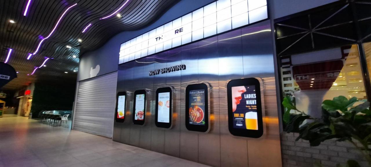 Апартаменты Arena Soho At Kozi Square Кучинг Экстерьер фото